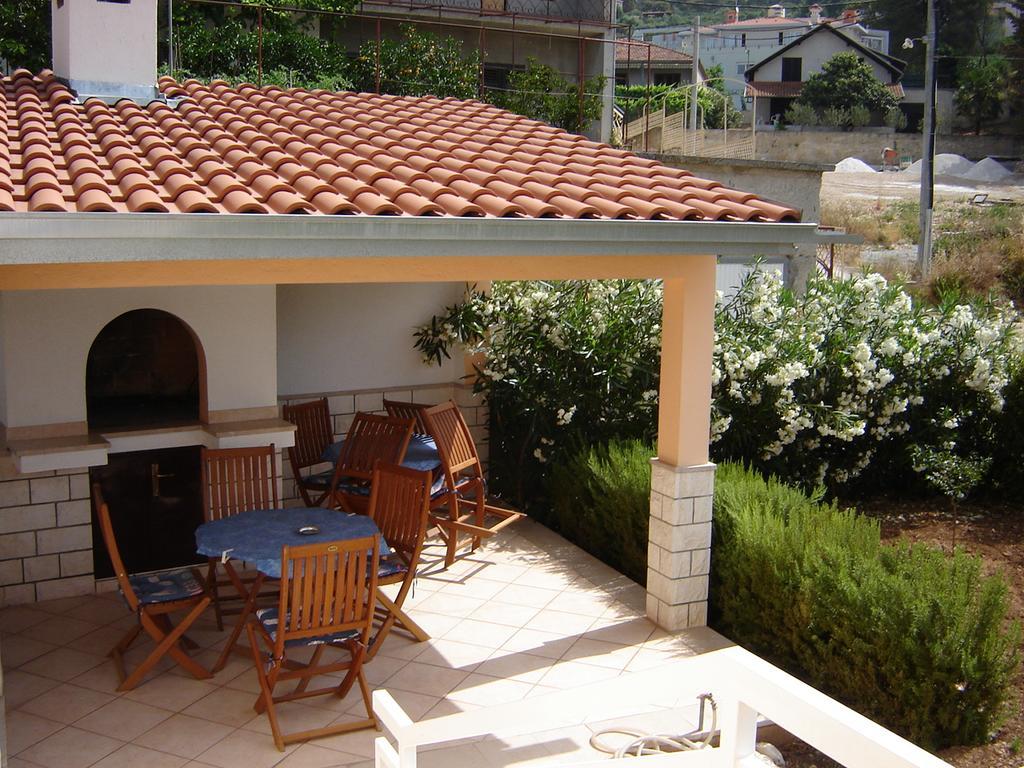 Apartment Ivo Trogir Bagian luar foto