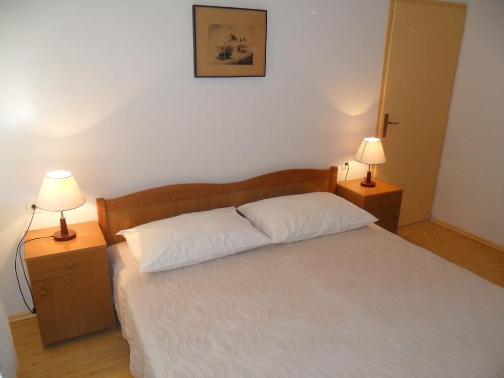 Apartment Ivo Trogir Bagian luar foto