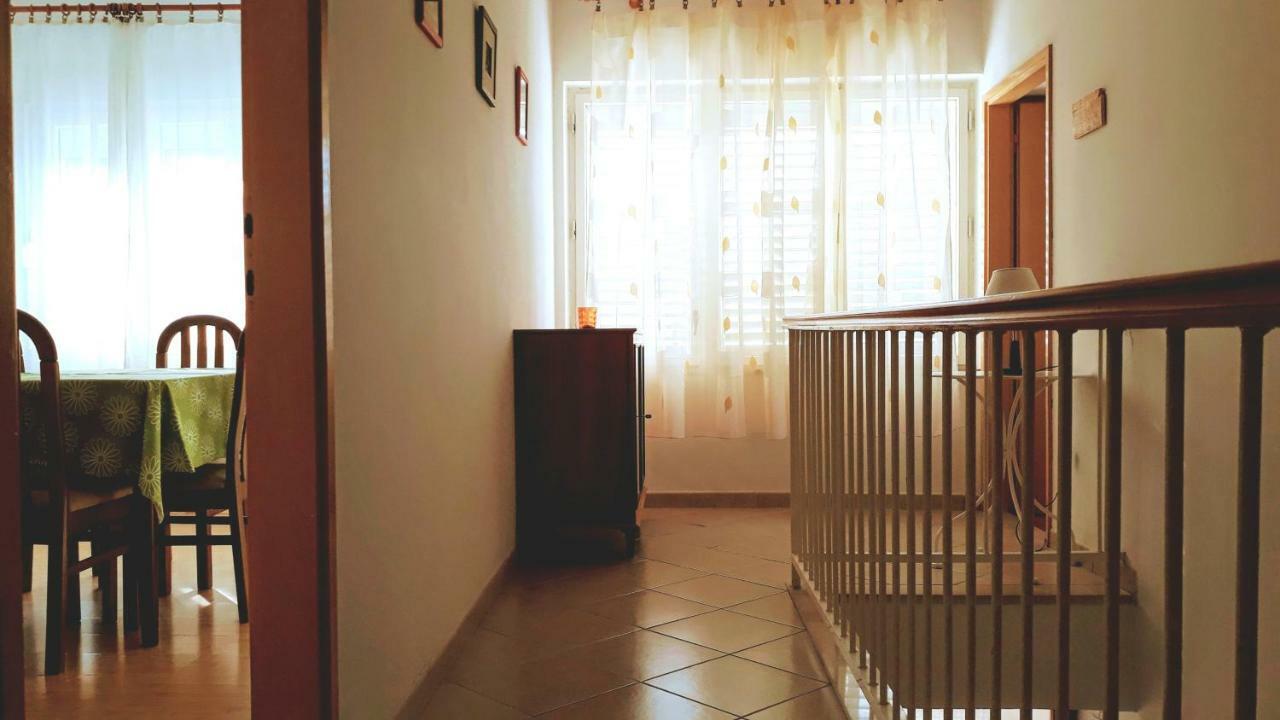 Apartment Ivo Trogir Bagian luar foto