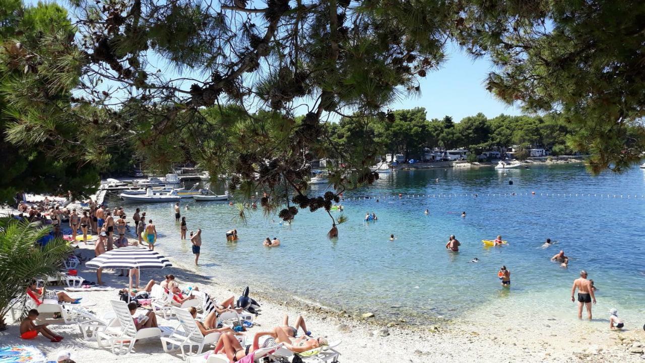 Apartment Ivo Trogir Bagian luar foto